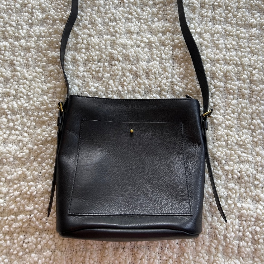 Madewell transport bucket bag